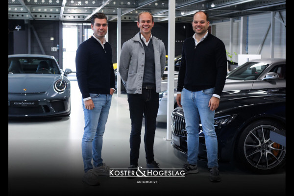 BMW 5 Serie 550e xDrive | M-Performance - Pano - Trekhaak - HUD - B&W