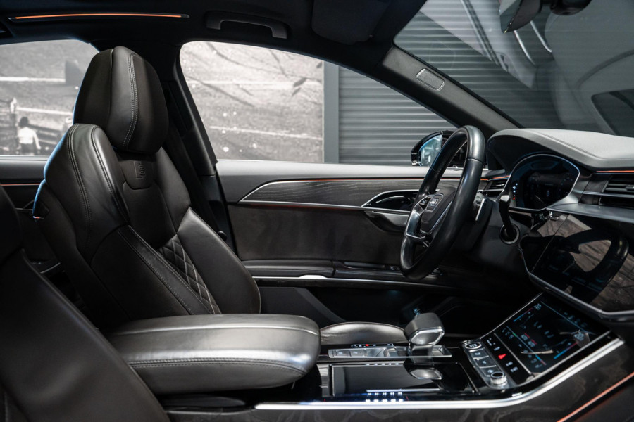 Audi A8 60 TFSI e quattro Pro Line Plus *Bang & Olufsen / Panorama / Stoelventilatie- + massage / Surround-view / HUD*