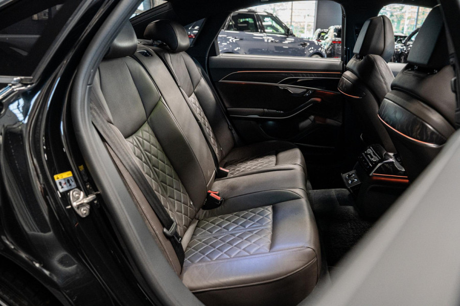 Audi A8 60 TFSI e quattro Pro Line Plus *Bang & Olufsen / Panorama / Stoelventilatie- + massage / Surround-view / HUD*