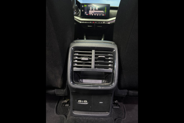 Škoda Octavia Combi 1.5 e-TSI Business Edition Navi | Pano |Clima | Cruise | PDC | Camera