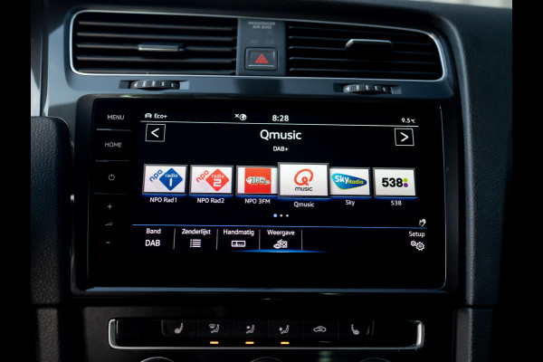 Volkswagen e-Golf | Camera | Keyless | Warmtepomp | Stoelverw. | Adapt. Cr. Stop&Go | Virtual Cockpit | Prijs Rijklaar!!