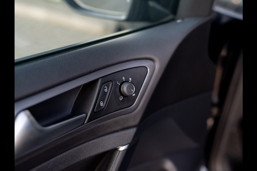 Volkswagen e-Golf | Camera | Keyless | Warmtepomp | Stoelverw. | Adapt. Cr. Stop&Go | Virtual Cockpit | Prijs Rijklaar!!