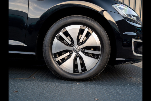 Volkswagen e-Golf | Camera | Keyless | Warmtepomp | Stoelverw. | Adapt. Cr. Stop&Go | Virtual Cockpit | Prijs Rijklaar!!