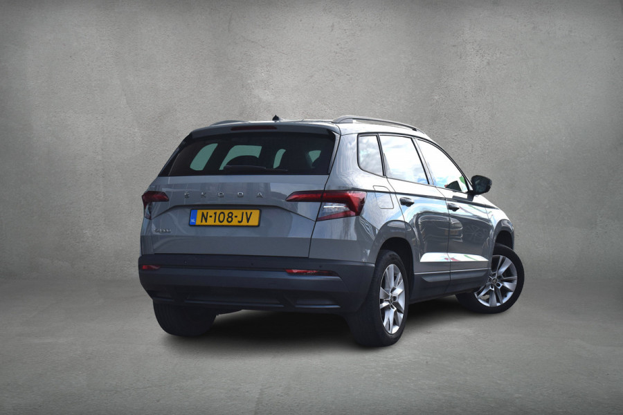 Škoda Karoq 1.0 TSI Business Edition | Apple CarPlay | Virtual | Stuur- en Stoelverwarming