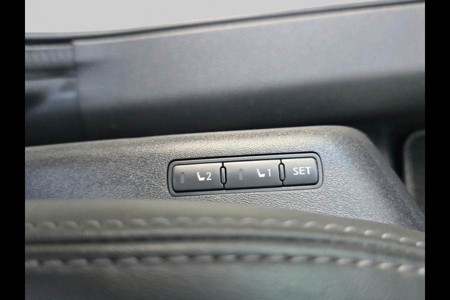 Nissan QASHQAI 1.3 DIG-T Tekna + | Pano | Volleder | 360 Camera | Bose | Elektrische stoelen met memorie |