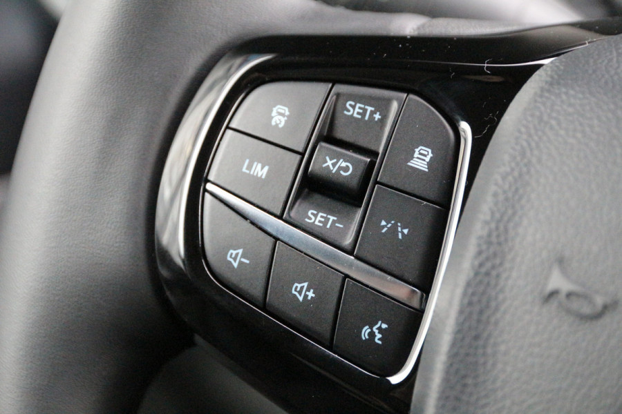 Ford Transit Custom 320 2.0 TDCI 136 | KAR-edition | L2H1 | LED | Camera | Navi | Clima..