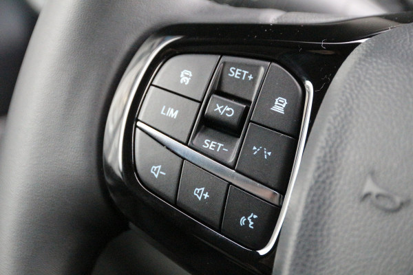 Ford Transit Custom 320 2.0 TDCI 136 | KAR-edition | L2H1 | LED | Camera | Navi | Clima..