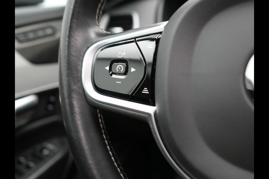 Volvo XC90 T8 Twin Engine AWD Inscription 7 Persoons 394pk Plug In Hybrid Dealer O.H PHEV | Panodak | Adaptive Cruise | Luxe Lederen Comfortzetels Massage & Ventilatie | Head Up | 360 Camera | Harman Kardon | Blis | Apple Carplay | Navigatie |