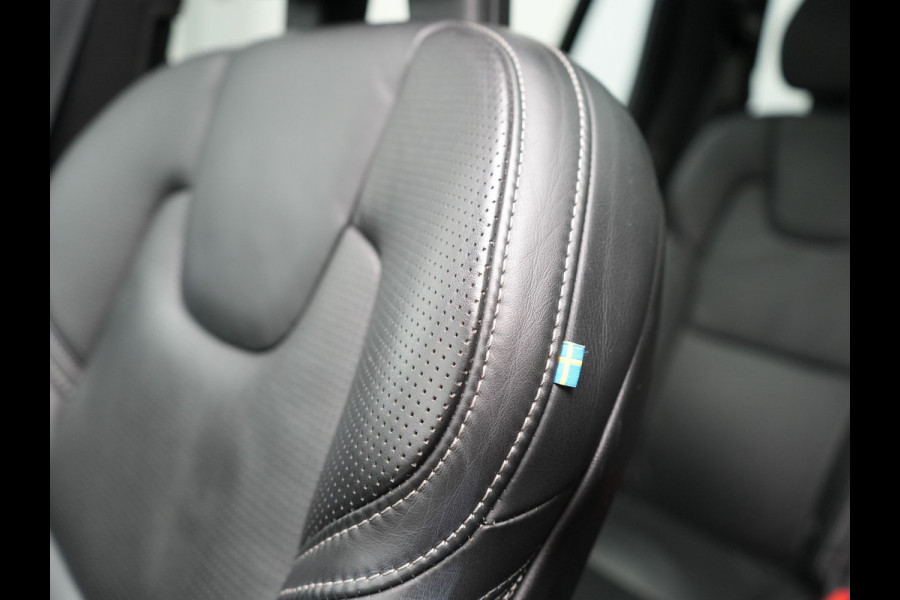 Volvo XC90 T8 Twin Engine AWD Inscription 7 Persoons 394pk Plug In Hybrid Dealer O.H PHEV | Panodak | Adaptive Cruise | Luxe Lederen Comfortzetels Massage & Ventilatie | Head Up | 360 Camera | Harman Kardon | Blis | Apple Carplay | Navigatie |