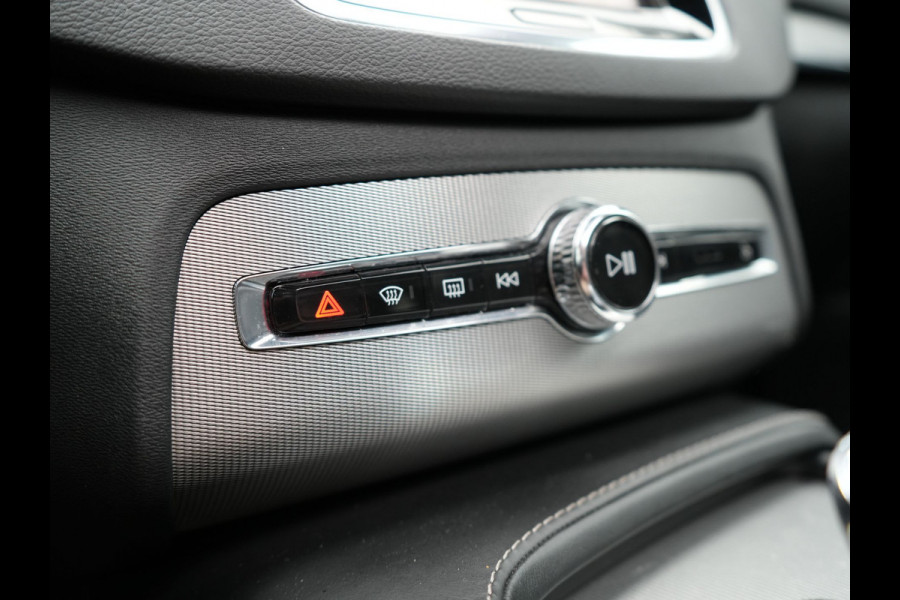 Volvo XC90 T8 Twin Engine AWD Inscription 7 Persoons 394pk Plug In Hybrid Dealer O.H PHEV | Panodak | Adaptive Cruise | Luxe Lederen Comfortzetels Massage & Ventilatie | Head Up | 360 Camera | Harman Kardon | Blis | Apple Carplay | Navigatie |