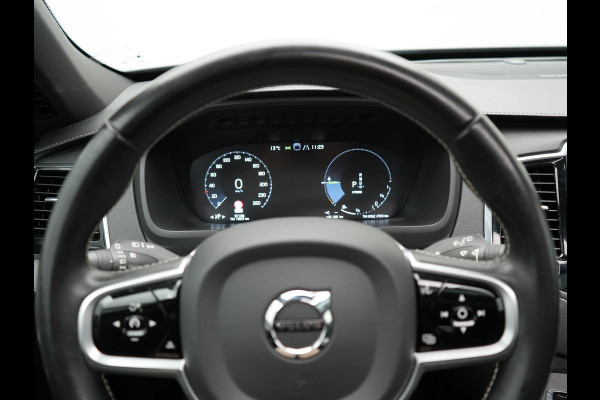 Volvo XC90 T8 Twin Engine AWD Inscription 7 Persoons 394pk Plug In Hybrid Dealer O.H PHEV | Panodak | Adaptive Cruise | Luxe Lederen Comfortzetels Massage & Ventilatie | Head Up | 360 Camera | Harman Kardon | Blis | Apple Carplay | Navigatie |