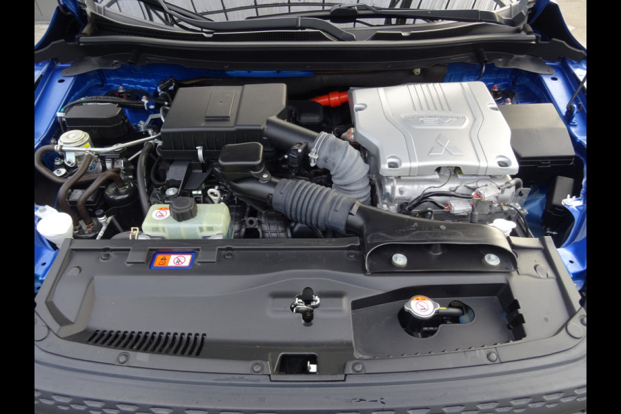 Mitsubishi Eclipse Cross 2.4 PHEV Instyle * 4 SEIZOENSBANDEN * CARPAY !!