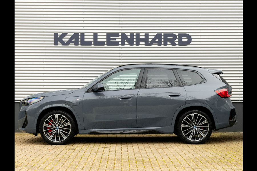 BMW X1 xDrive30e M-Sport Pro - Pano - Trekhaak - Driving Ass Prof - Harman Kardon