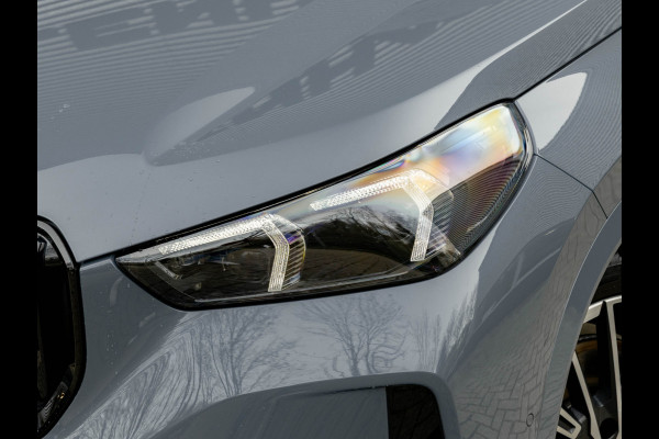BMW X1 xDrive30e M-Sport Pro - Pano - Trekhaak - Driving Ass Prof - Harman Kardon