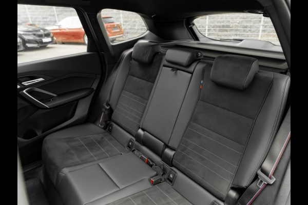BMW X1 xDrive30e M-Sport Pro - Pano - Trekhaak - Driving Ass Prof - Harman Kardon