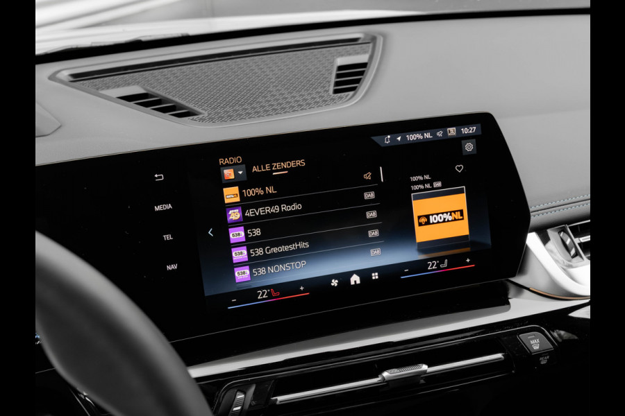 BMW X1 xDrive30e M-Sport Pro - Pano - Trekhaak - Driving Ass Prof - Harman Kardon