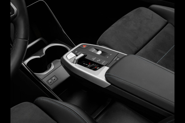 BMW X1 xDrive30e M-Sport Pro - Pano - Trekhaak - Driving Ass Prof - Harman Kardon