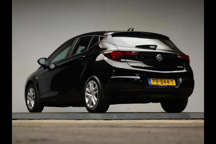 Opel Astra 1.0 Online Edition Sport (APPLE CARPLAY, GROOT NAVI, PARKEERSENSOREN, LED, CRUISE, SPORTSTOELEN, NETTE STAAT)