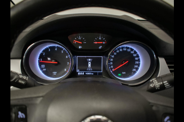 Opel Astra 1.0 Online Edition Sport (APPLE CARPLAY, GROOT NAVI, PARKEERSENSOREN, LED, CRUISE, SPORTSTOELEN, NETTE STAAT)