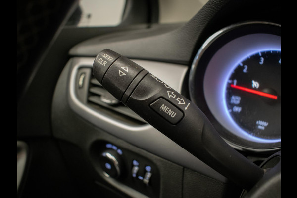 Opel Astra 1.0 Online Edition Sport (APPLE CARPLAY, GROOT NAVI, PARKEERSENSOREN, LED, CRUISE, SPORTSTOELEN, NETTE STAAT)