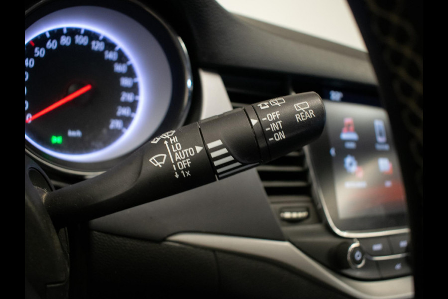 Opel Astra 1.0 Online Edition Sport (APPLE CARPLAY, GROOT NAVI, PARKEERSENSOREN, LED, CRUISE, SPORTSTOELEN, NETTE STAAT)