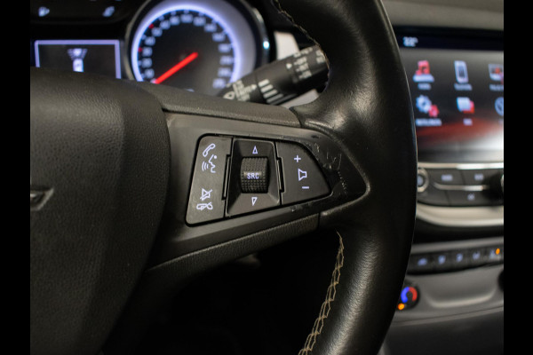 Opel Astra 1.0 Online Edition Sport (APPLE CARPLAY, GROOT NAVI, PARKEERSENSOREN, LED, CRUISE, SPORTSTOELEN, NETTE STAAT)