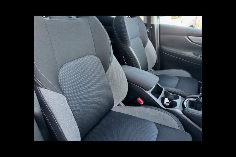 Nissan QASHQAI 1.2 Tekna 112.000km Airco/ECC,Navigatie,Camera,Panoramadak