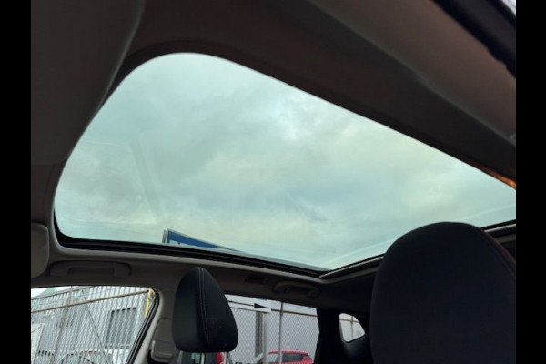 Nissan QASHQAI 1.2 Tekna 112.000km Airco/ECC,Navigatie,Camera,Panoramadak