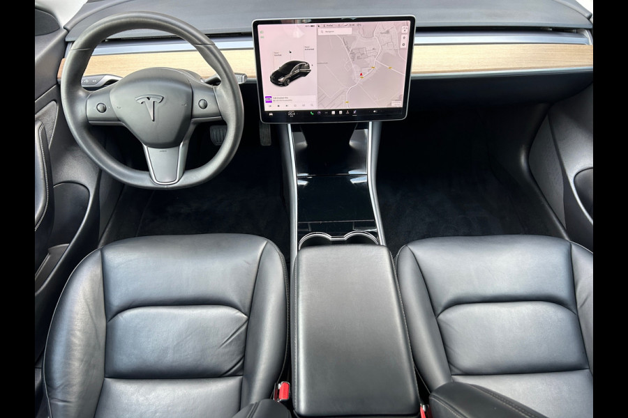 Tesla Model 3 Standard RWD Plus 60 kWh 85% SOH Trekhaak (1.000kg) Rijklaarprijs!