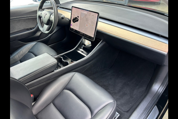 Tesla Model 3 Standard RWD Plus 60 kWh 85% SOH Trekhaak (1.000kg) Rijklaarprijs!