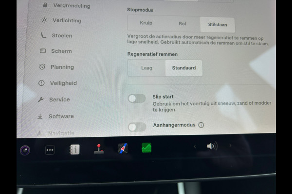 Tesla Model 3 Standard RWD Plus 60 kWh 85% SOH Trekhaak (1.000kg) Rijklaarprijs!