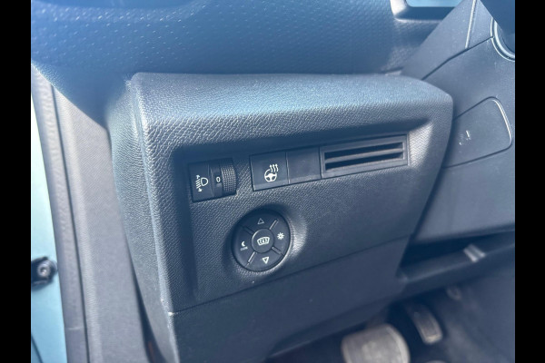 Citroën Ë-C4 Shine 50 kWh | Zeer compleet! | Winterpakket | Prijs is rijklaar incl 12 maanden BOVAG garantie! |