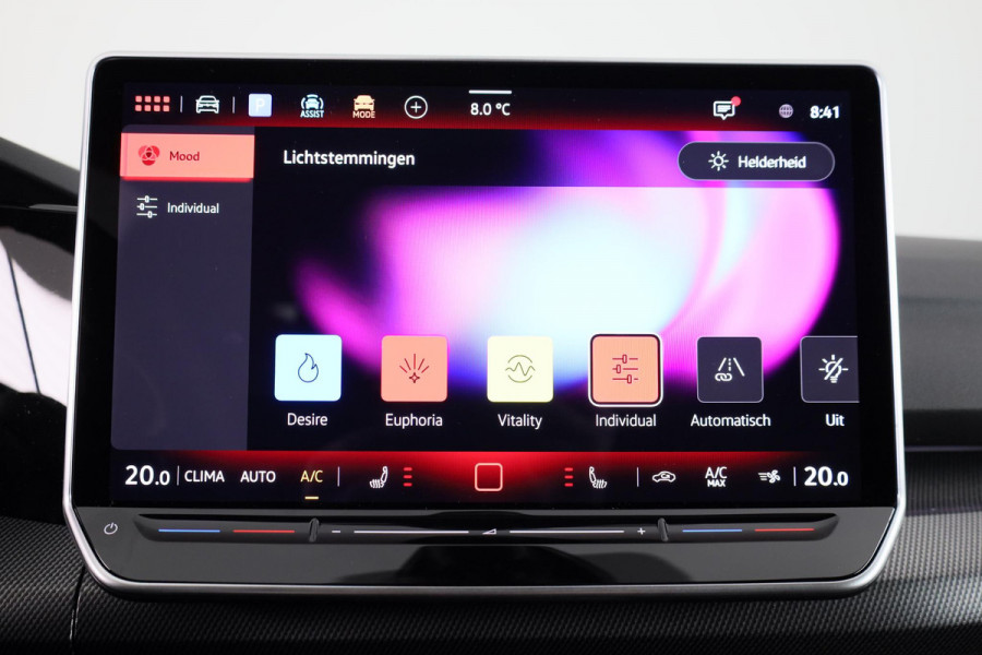 Volkswagen Golf GTI 2.0 195 kW / 265 pk TSI Hatchback 7 versn. DSG | Verlengde garantie | Panorama dak | Head up Display | Harman Kardon |