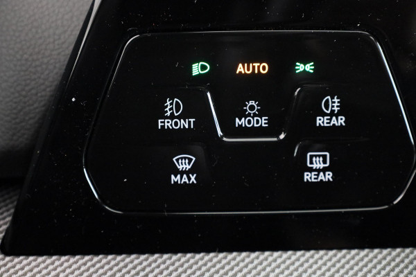 Volkswagen Golf GTI 2.0 195 kW / 265 pk TSI Hatchback 7 versn. DSG | Verlengde garantie | Panorama dak | Head up Display | Harman Kardon |