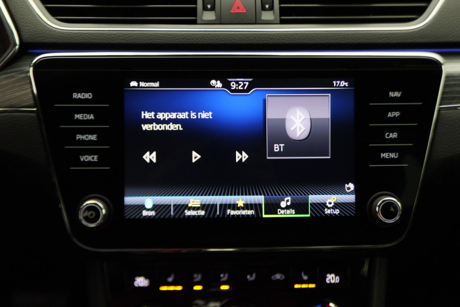 Škoda Superb Combi 1.4 TSI iV PHEV Business Edition Plus Leer, Camera, Apple Carplay, Elektr. Stoel, LED, Trekhaak, PDC