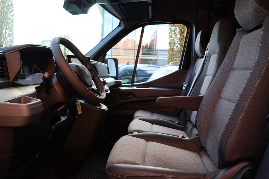 Renault Master T35 2.0 dCi 170 L2H2 DC | Dubbel Cabine | 6-Zitter | Navigatie | Camera | CarPlay | LED Koplampen | DAB | PDC V+A | Cruise control