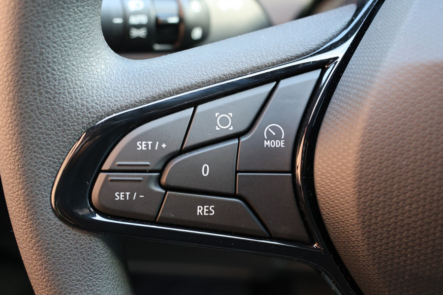 Renault Master T35 2.0 dCi 170 L2H2 DC | Dubbel Cabine | 6-Zitter | Navigatie | Camera | CarPlay | LED Koplampen | DAB | PDC V+A | Cruise control