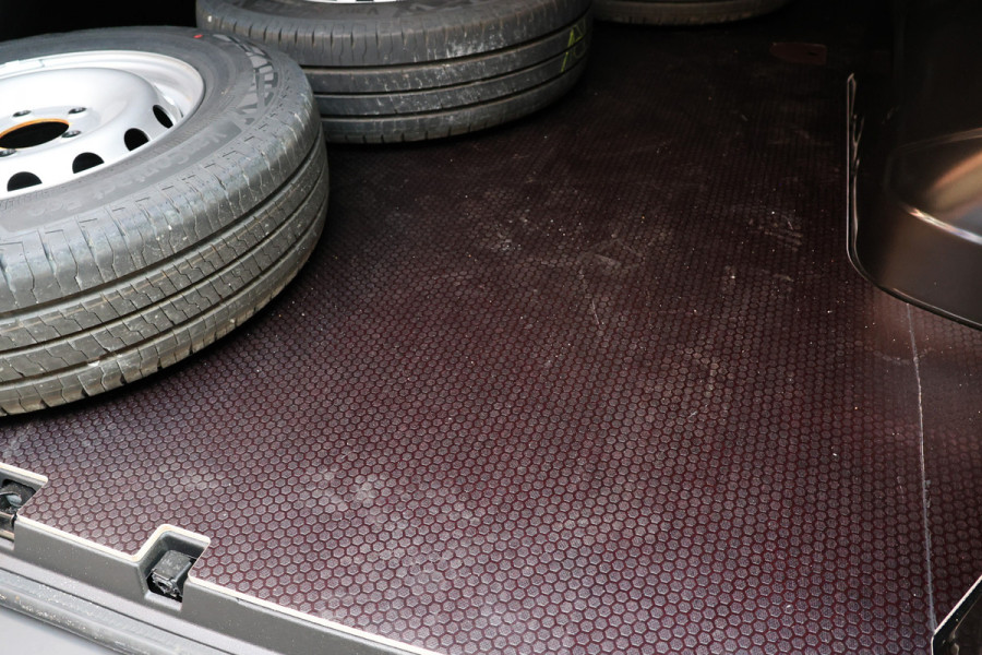 Renault Master T35 2.0 dCi 170 L2H2 DC | Dubbel Cabine | 6-Zitter | Navigatie | Camera | CarPlay | LED Koplampen | DAB | PDC V+A | Cruise control