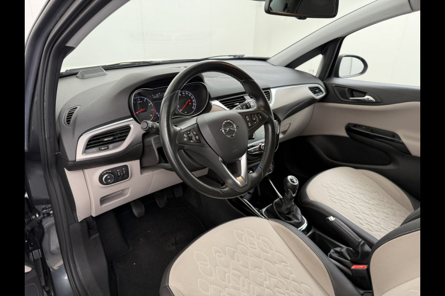 Opel Corsa Turbo 90pk 5d Innovation Bi-Xenon Camera PDC Trekhaak ECC 1/2 Leer Volledig Dealer onderhouden! laatste beurt bij 111.000km Priv.Glass