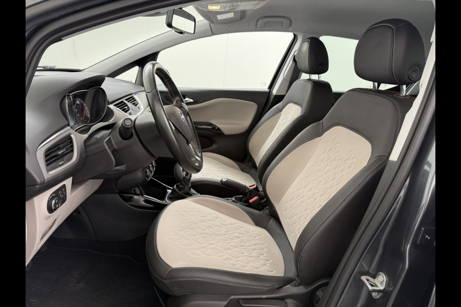 Opel Corsa Turbo 90pk 5d Innovation Bi-Xenon Camera PDC Trekhaak ECC 1/2 Leer Volledig Dealer onderhouden! laatste beurt bij 111.000km Priv.Glass
