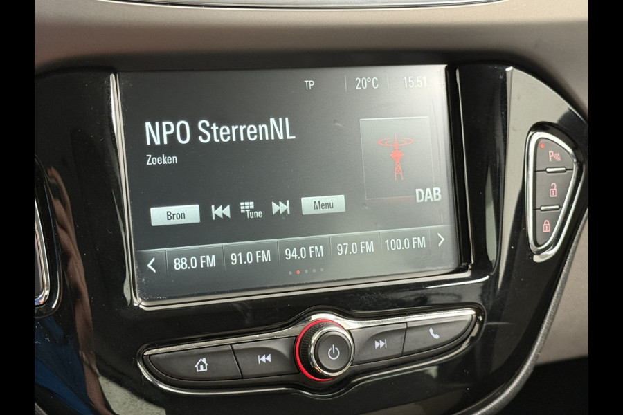 Opel Corsa Turbo 90pk 5d Innovation Bi-Xenon Camera PDC Trekhaak ECC 1/2 Leer Volledig Dealer onderhouden! laatste beurt bij 111.000km Priv.Glass