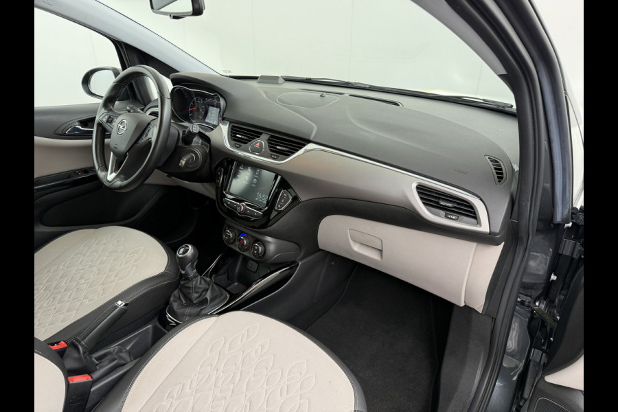 Opel Corsa Turbo 90pk 5d Innovation Bi-Xenon Camera PDC Trekhaak ECC 1/2 Leer Volledig Dealer onderhouden! laatste beurt bij 111.000km Priv.Glass