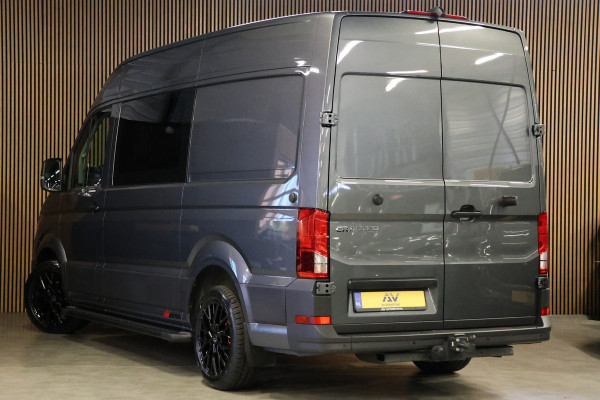 Volkswagen Crafter 2.0 TDI 177 PK L3H3 DC | VW Garantie tot 2029 | 7-Zitter | Bi-Xenon | Camera | CarPlay | Stoelverwarming | Trekhaak | Navigatie  | Dealer onderhouden | Nieuwstaat | Dubbel cabine | Betimmering | Spoilerpakket