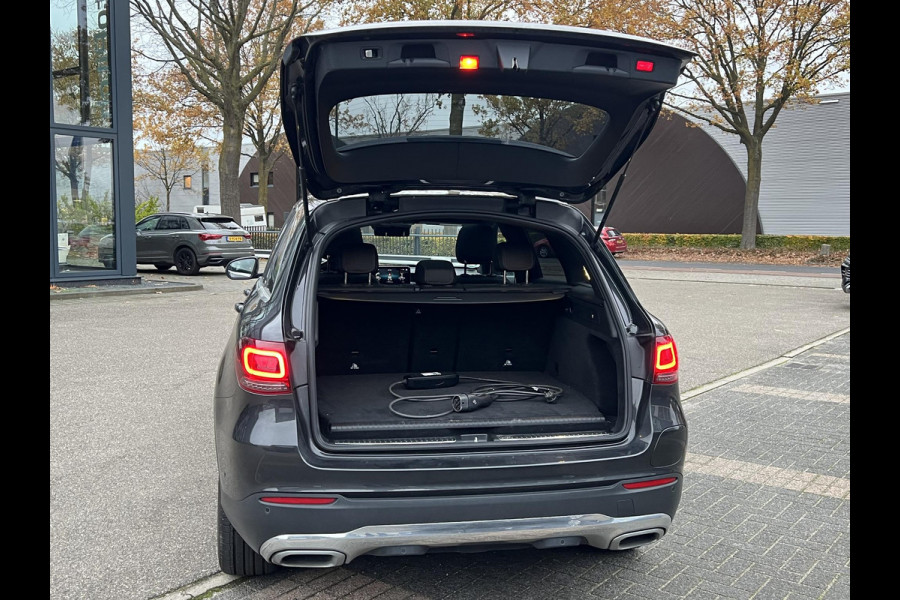 Mercedes-Benz GLC 300e 4MATIC Business Solution AMG | PANO DAK | BURMESTER | DITRONIC+ | 360 CAMERA | ELECTR STOELEN MET GEHEUGEN | APPLE CARPLAY/ANDROID AUTO |