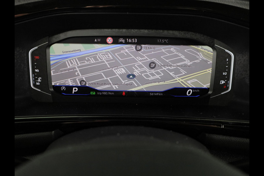 Volkswagen T-Roc 1.5 TSI R-Line Business 150 pk Automaat (DSG) | Navigatie | Panoramadak | Parkeersensoren | Achteruitrij camera | Adaptieve cruise control | Keyless | Full Led koplampen |