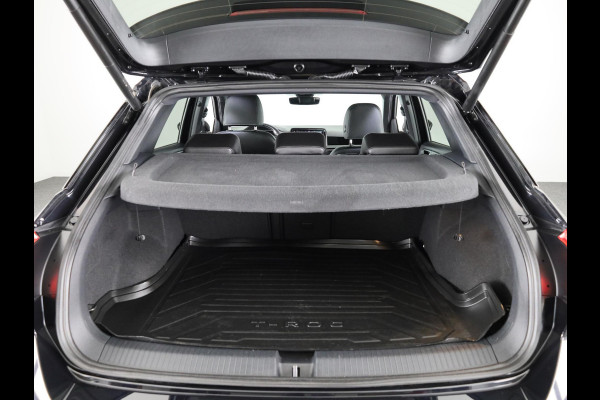 Volkswagen T-Roc 1.5 TSI R-Line Business 150 pk Automaat (DSG) | Navigatie | Panoramadak | Parkeersensoren | Achteruitrij camera | Adaptieve cruise control | Keyless | Full Led koplampen |