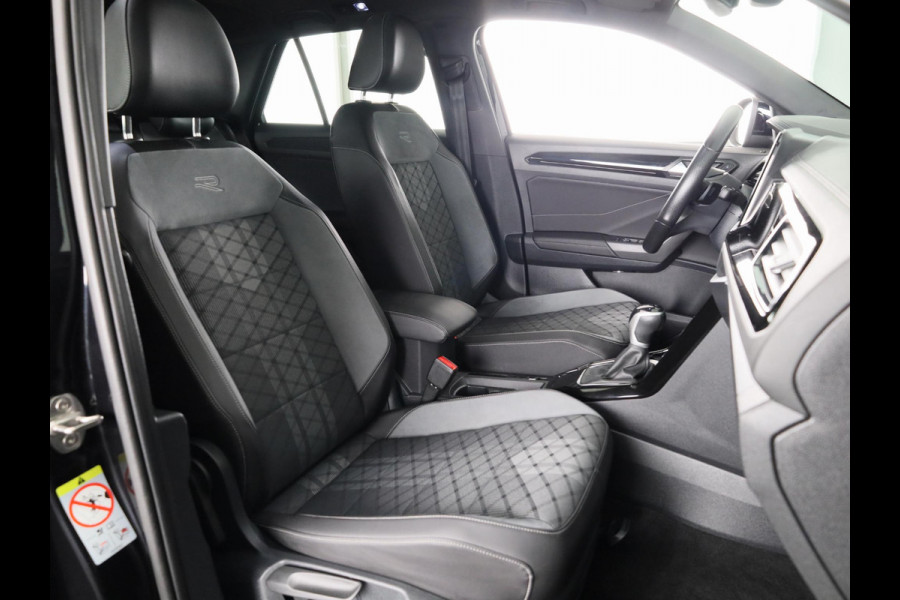Volkswagen T-Roc 1.5 TSI R-Line Business 150 pk Automaat (DSG) | Navigatie | Panoramadak | Parkeersensoren | Achteruitrij camera | Adaptieve cruise control | Keyless | Full Led koplampen |