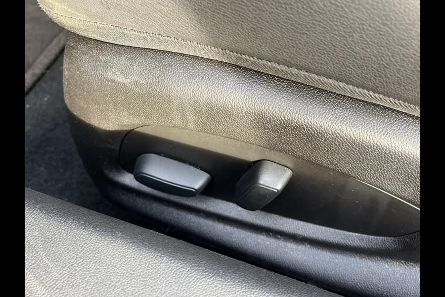 Chevrolet Camaro Convertible 6.2 V8*HEAD-UP*BOSE*CAM*MEMORY*KEYLESS*CRUISE*TEL*