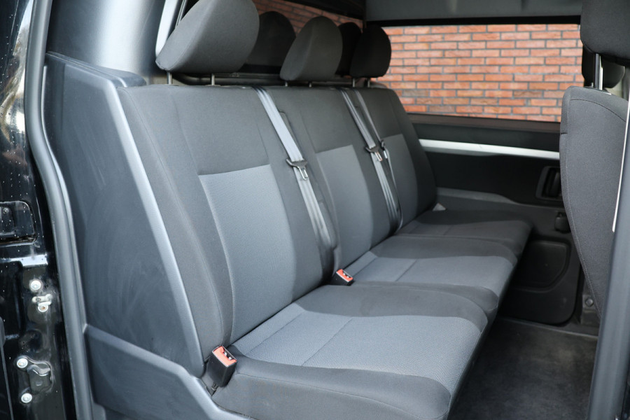 Opel Vivaro 2.0 CDTI 177 PK L3H1 DC | Dubbel Cabine | Head-Up | CarPlay | Camera | F1 Flippers | Navigatie | Trekhaak | Climate control | 5-Zitter | Nieuwe APK | NAP Logisch | NL Auto