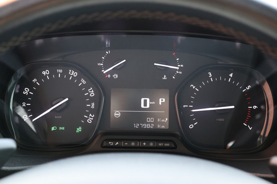 Opel Vivaro 2.0 CDTI 177 PK L3H1 DC | Dubbel Cabine | Head-Up | CarPlay | Camera | F1 Flippers | Navigatie | Trekhaak | Climate control | 5-Zitter | Nieuwe APK | NAP Logisch | NL Auto